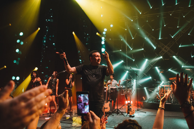 אתניקס. אורית פניני 