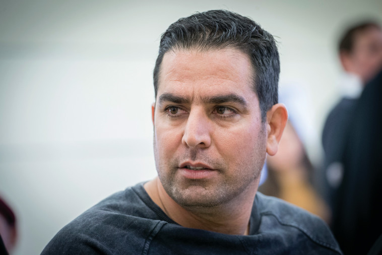 מני נפתלי. גם הוא נמצא בהליכים משפטיים מול נתניהו. צילום: יונתן זינדל, פלאש 90