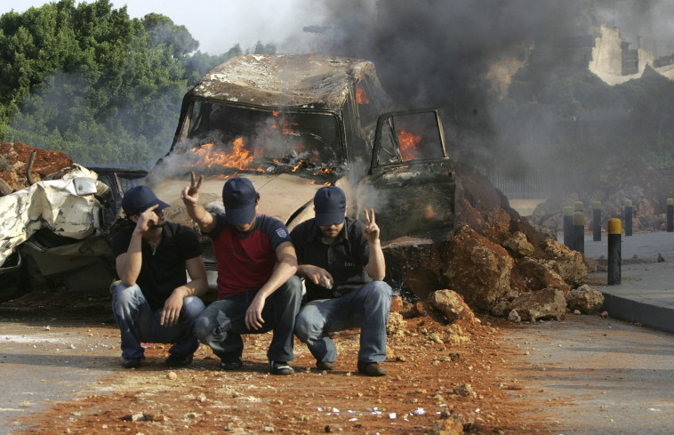 תומכי חיזבאללה בביירות. צילום: רויטרס
