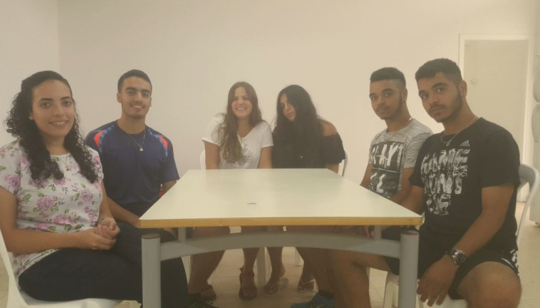 זוגות התאומים ב"מעשה בנגב". צילום: באדיבות מרכז מעשה 