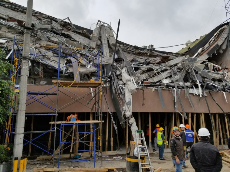 פעולות החילוץ הישראליות. צילום: דוברות משרד החוץ