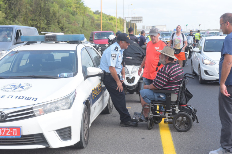 מחאת הנכים. צילום: אבשלום ששוני