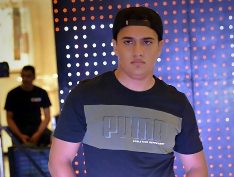 אווצ'. פגיעה רצינית באגו. אחד המועמדים בתחרות. צילום מסך