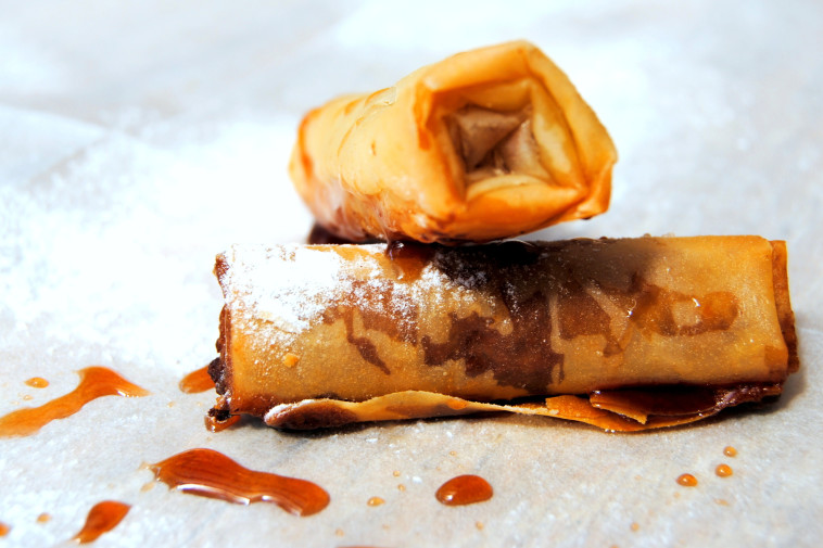 סיגרים במילוי בוטנים ואגוזים. צילום: פסקל פרץ-רובין