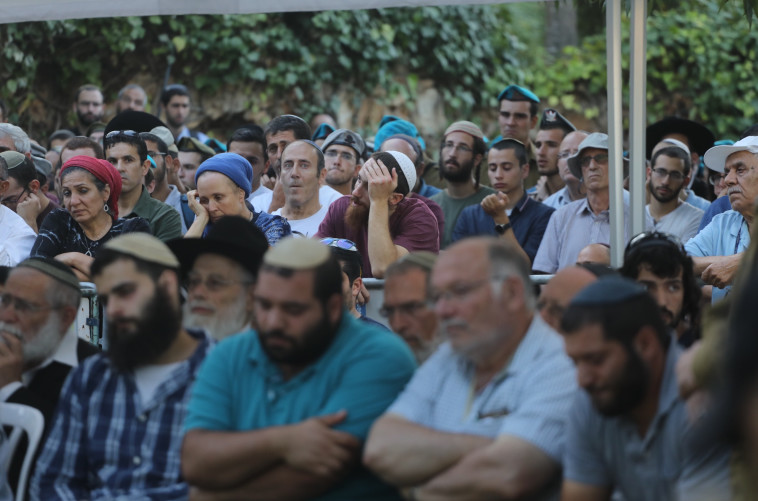 הלווית אבינעם כהן. צילום: מרים אלסטר, פלאש 90