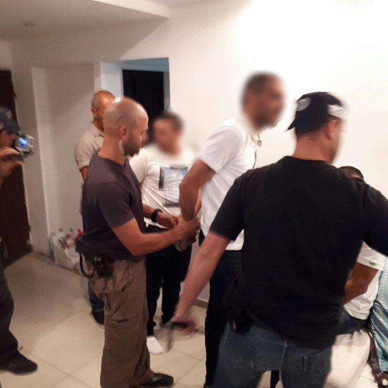 מעצר חשוד באירוע. צילום: דוברות המשטרה