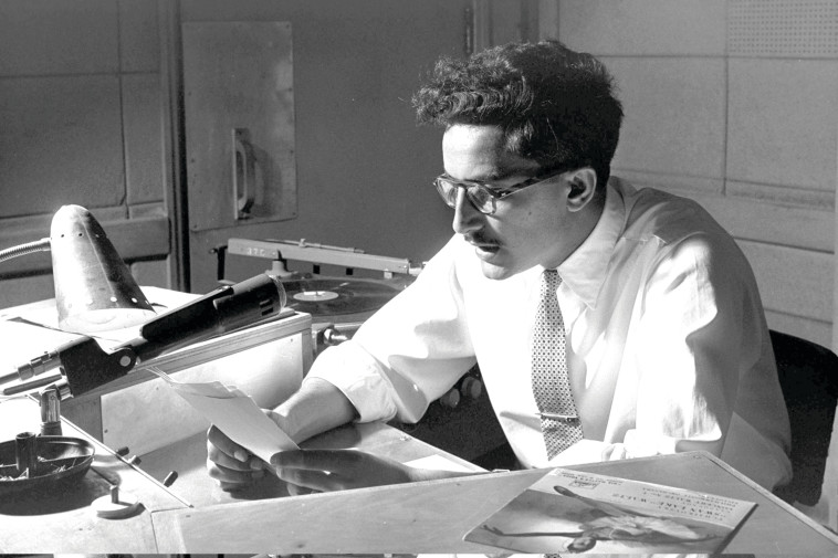 משה חובב. משה פרידן 