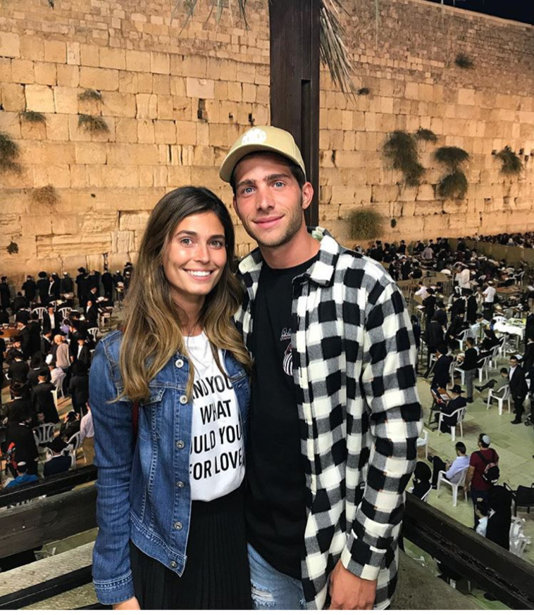 קורל סימנוביץ', סרג'י רוברטו. אינסטגרם 