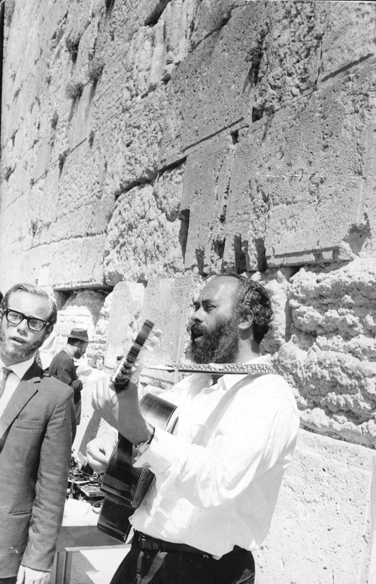 שלמה קרליבך בכותל צילום פוטו ק. וייס שלמה קרליבך בכותל צילום פוטו ק. וייס