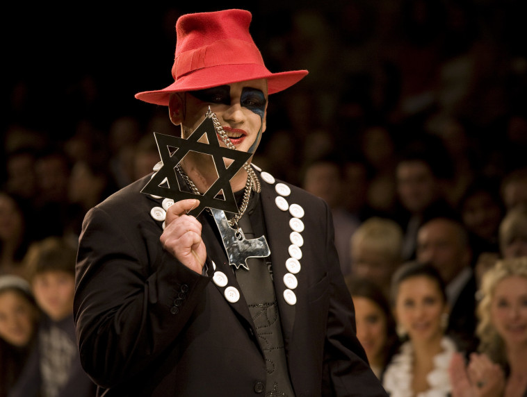 בוי ג'ורג'. רויטרס