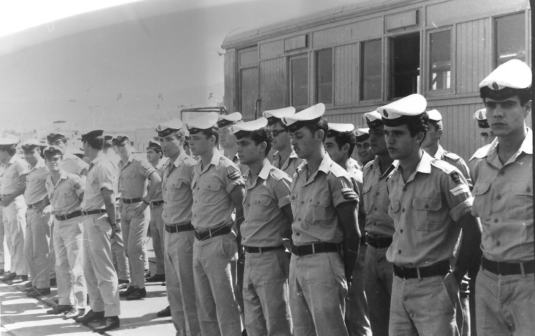 משה לוי במסדר הבוקר האחרון שלפני ההטבע