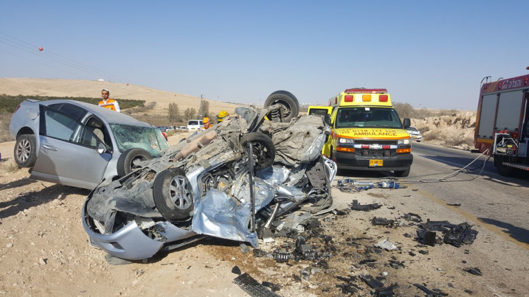 תאונת דרכים, ארכיון. צילום: תיעוד מבצעי, מד&quot;א