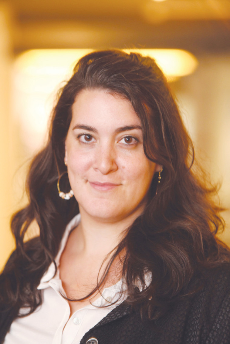  נועה רוזנפלד, מנהלת תחום ממשל במרכז להעצמת האזרח. צילום: חן גלילי 