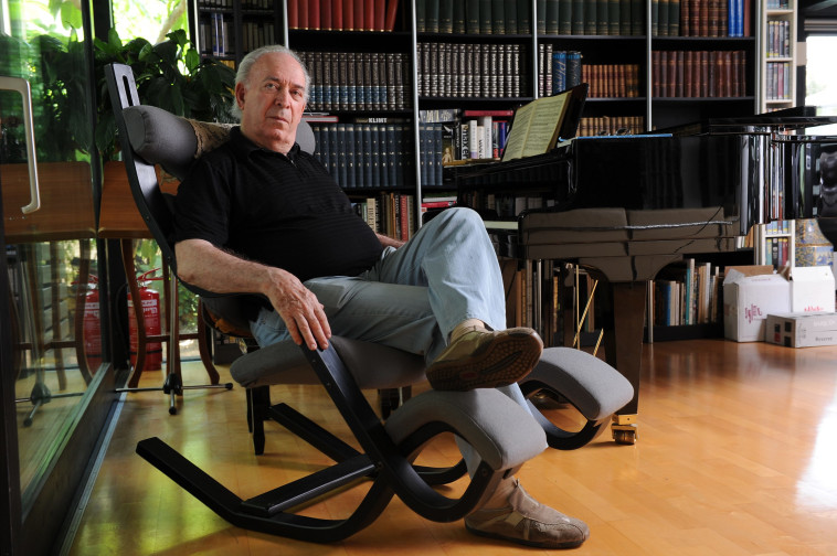 נעם שריף. צלם : ראובן קסטרו 