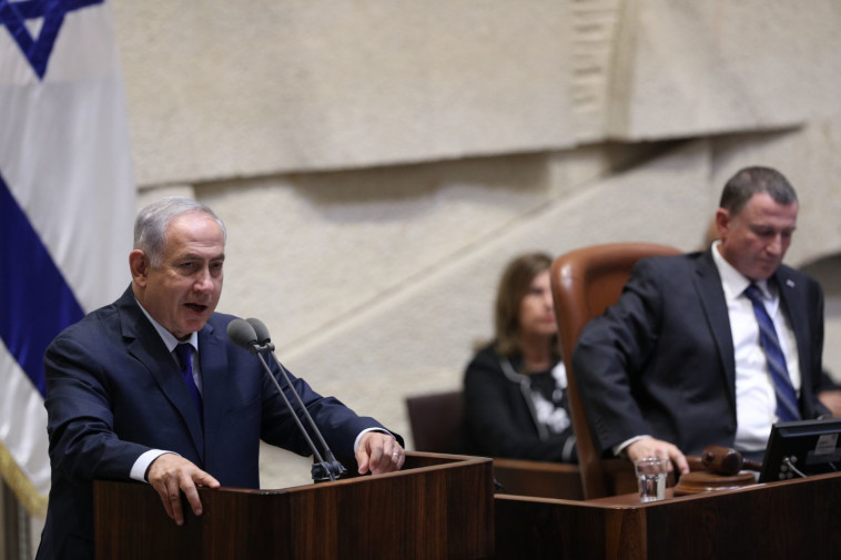 אדלשטיין ונתניהו. צילום: יונתן זינדל, פלאש 90 