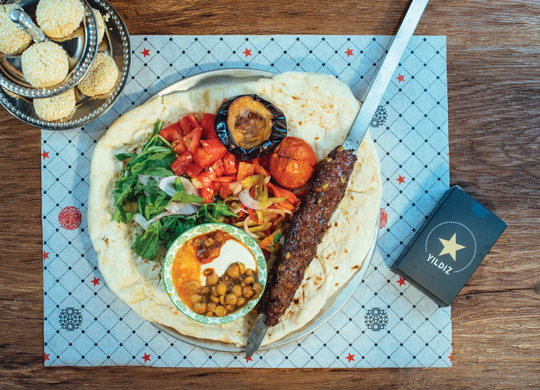 שרונה מרקט אילדיז של שף אביב משה. צילום: אדם שרז