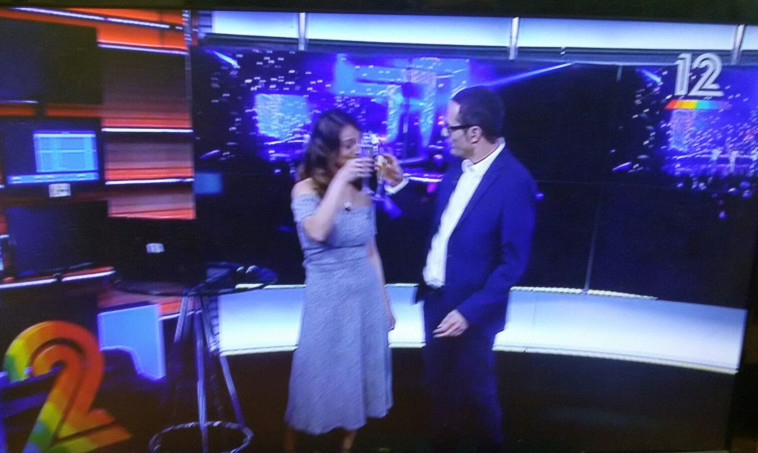 גם ב'קשת' מרימים כוס יין ועושים לחיים