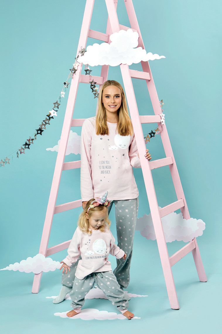 פיג&rsquo;מות החורפיות והתואמות לאמהות ולבנות שמציעה רשת אפרודיטה. צילום: עדי אורני