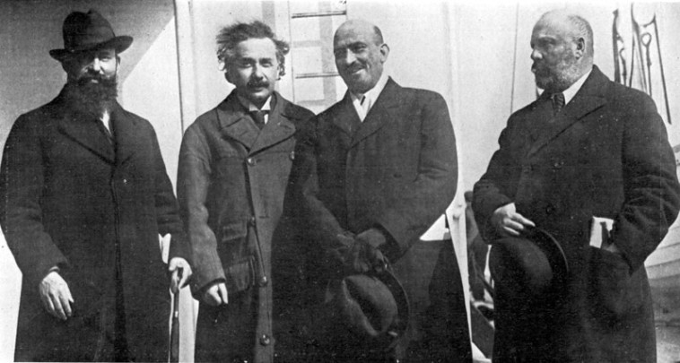 פיתח את קשריו.חיים ויצמן