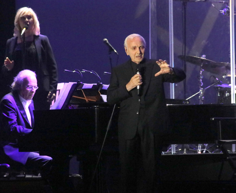 שארל אזנבור. סיון פרג' 