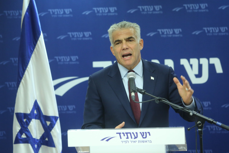 "חמאה על הראש". לפיד. צילום: מרק ישראל סלם
