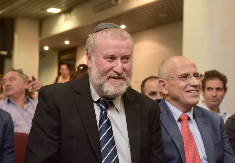 מיהר להרגיע. מנדלבליט. צילום: אבשלום ששוני