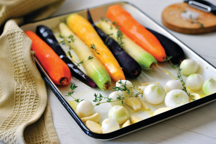 זר גזרים צבעוניים