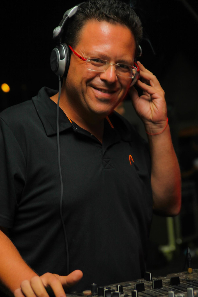 אייל ינקוביץ'. יח&quot;צ 