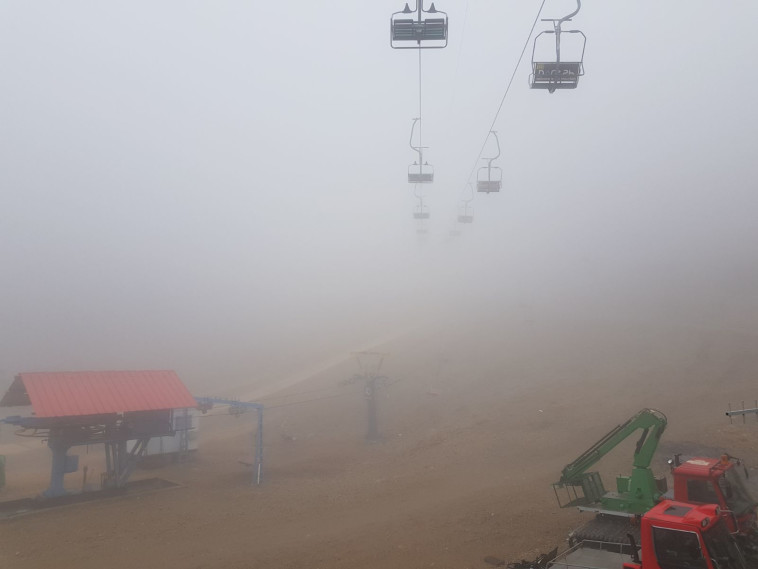 ערפל בחרמון. צילום: אבשלום ששוני