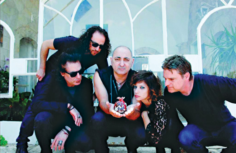 נקמת הטרקטור. אריאל ואן סטראטן, יח&quot;צ 