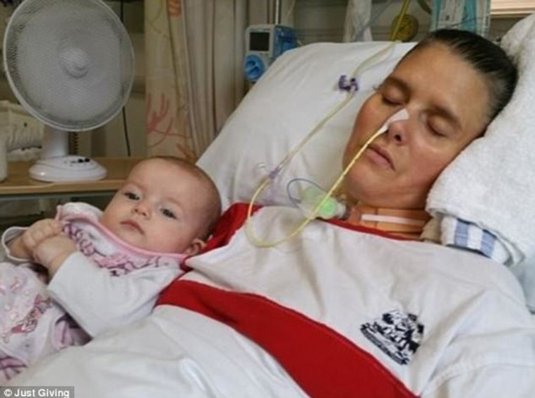 דונה בבית החולים. צילום מסך