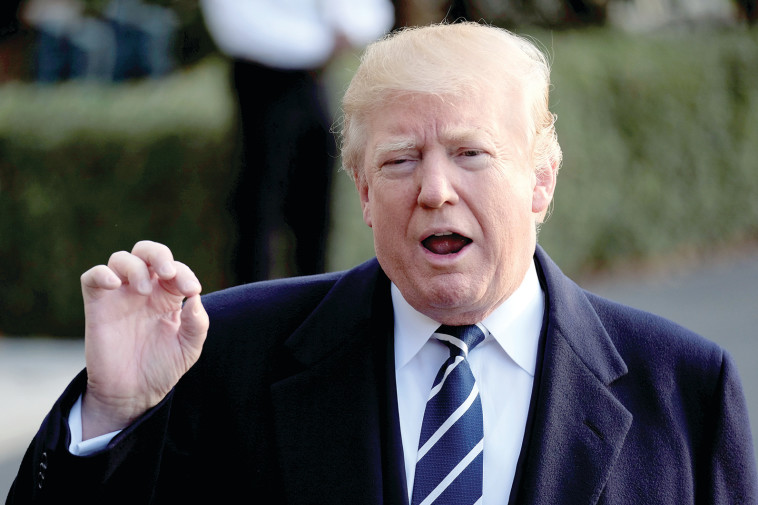 &quot;מאמין שהייתי רץ פנימה גם ללא נשק&quot;, טראמפ. צילום: רויטרס