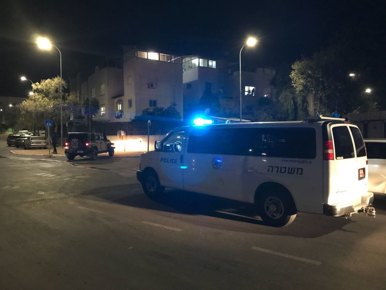 ניידת משטרה סמוך לזירת האירוע. צילום: דוברות המשטרה