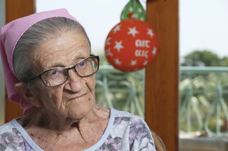 נעמי פולני. צלם : מירי צחי 