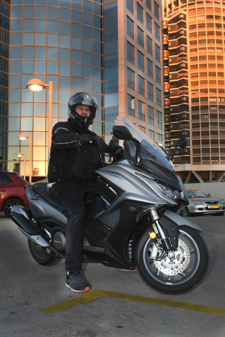 מתחרה ראוי, שנותן את כל מה שדרוש לרוכב הבררן. צילום: אבשלום ששוני