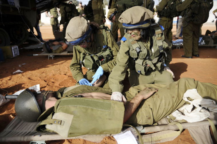  רופאים צבאיים. צילום: מיכאל שוודרון דו&quot;צ 