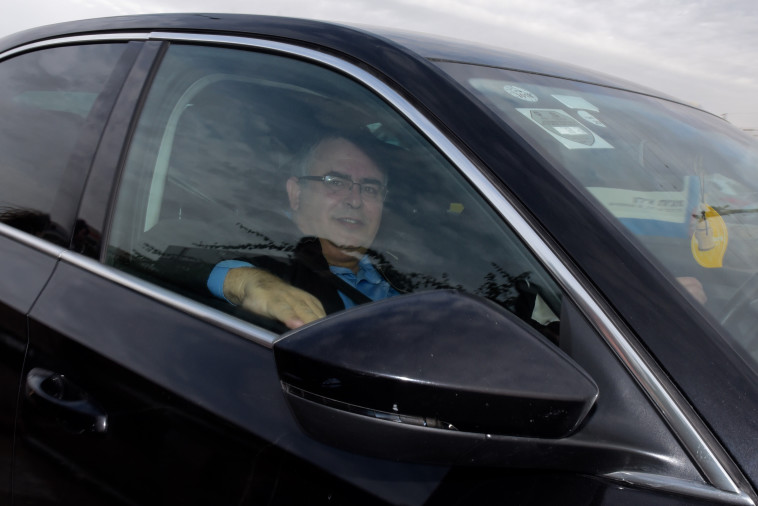 ביטן מגיע לחקירה הבוקר. צילום: אבשלום ששוני