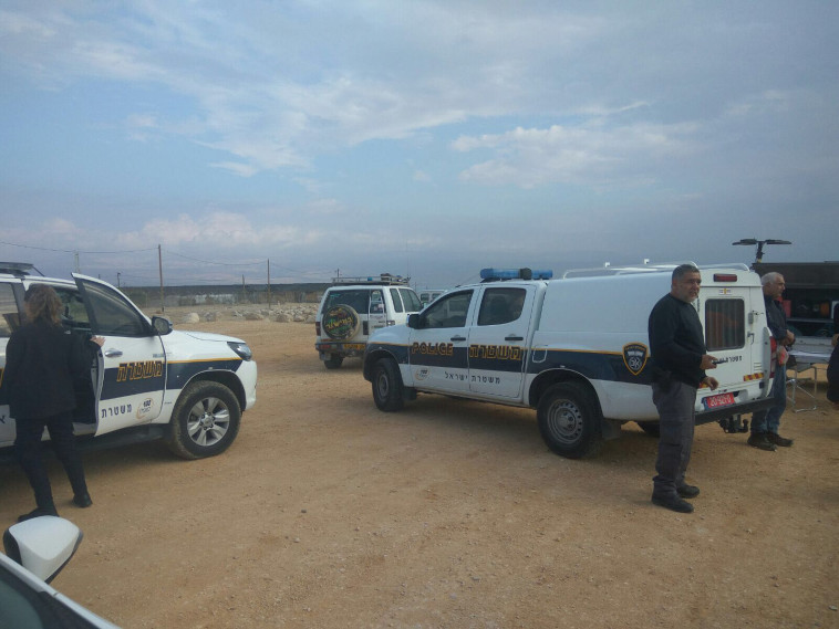 חילוץ המטיילים במדבר יהודה. צילום: דוברות המשטרה