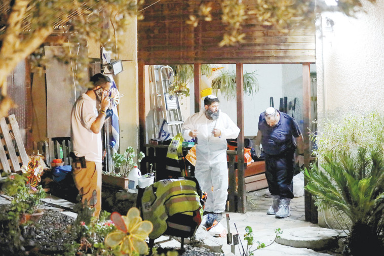 הפיגוע בחלמיש. צילום: רויטרס