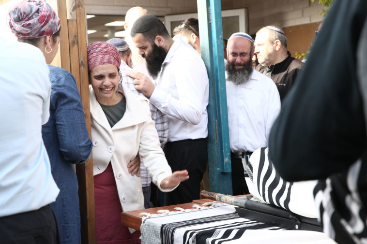 הלווייתו של הרב רזיאל שבח. צילום: הלל מאיר/TPS