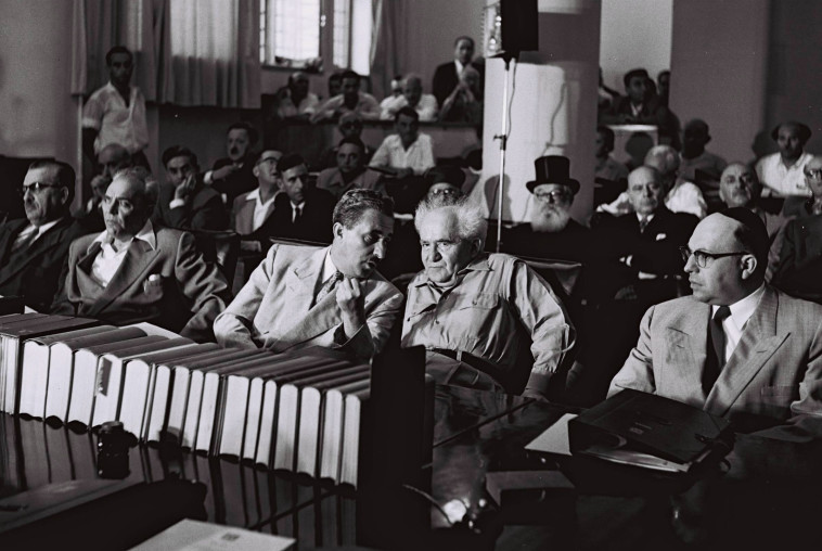 משה שרת עם בן גוריון. צילום: לע&quot;מ