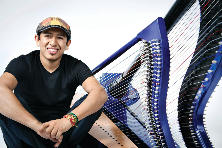 קסטנדה. Diana Bejarano