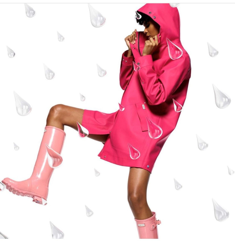 מגפי האנטר לרשת שוסטר. צילום: אינסטגרם