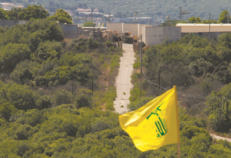 פעילי חיזבאללה בגבול הצפון. צילום: רויטרס