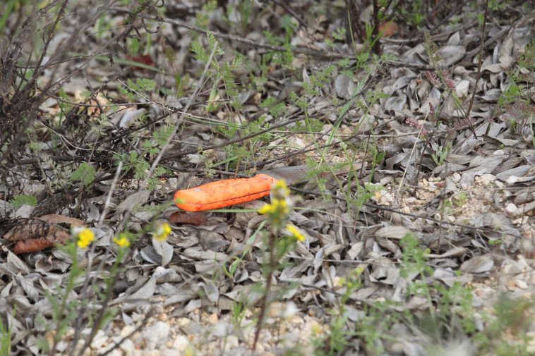 הסכין בה השתמש המחבל בפיגוע באריאל. צילום: הלל מאיר, TPS
