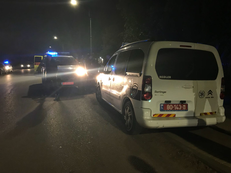 זירת הרצח במושב רווחה. צילום: דוברות המשטרה זירת הדקירה למוות במושב רווחה. צילום: דוברות המשטרה