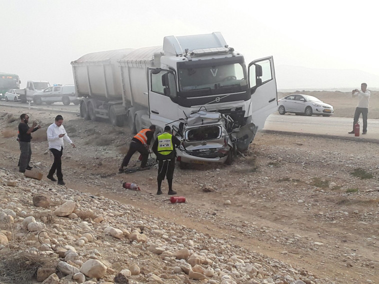 זירת התאונה בצומת בית הערבה. צילום: דוברות מד&quot;א