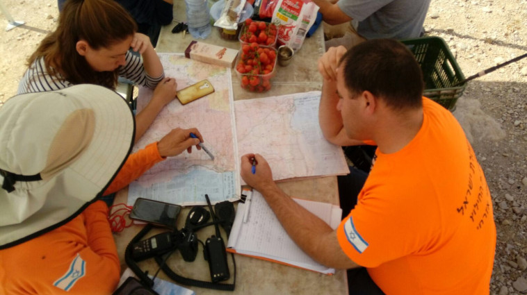 החיפושים אחר הנעדר. צילום: יניב נדב,פלאש 90 