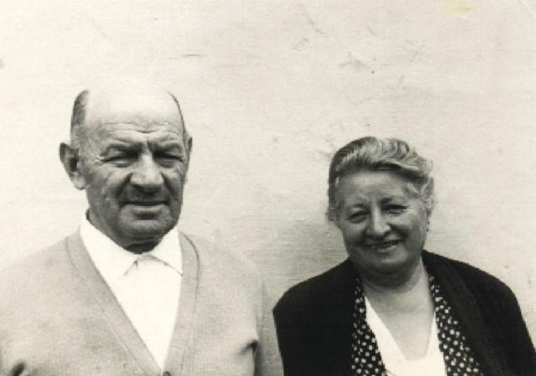 סול ונחמה קורץ, הוריו של אדי. צילום פרטי