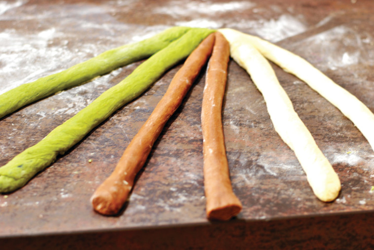 חלות. צילום: פסקל פרץ-רובין